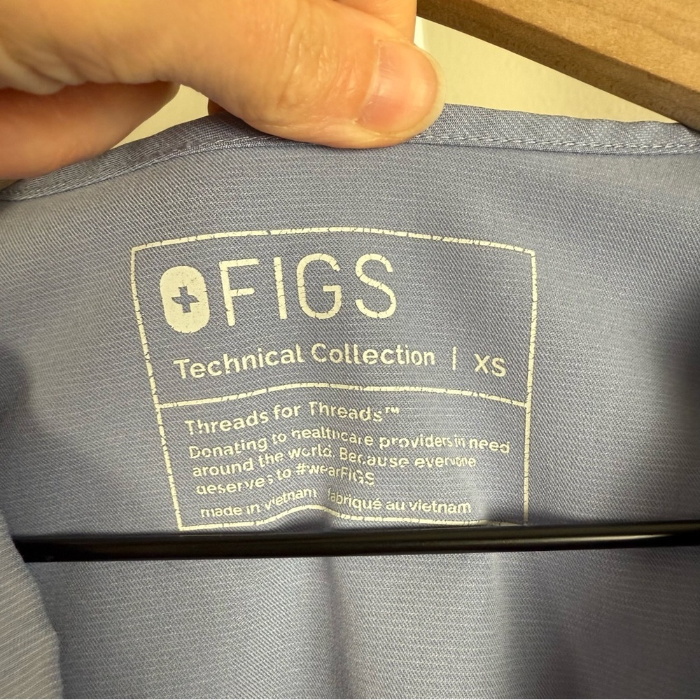 Figs Technical Collection Vapor Blue Space Dye Catarina One Pocket Scrub Size XS - Picture 2 of 4
